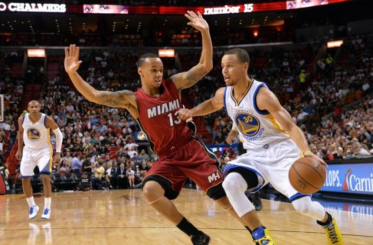 stephen-curry-shabazz-napier-nba-golden-state-warriors-miami-heat-850x560